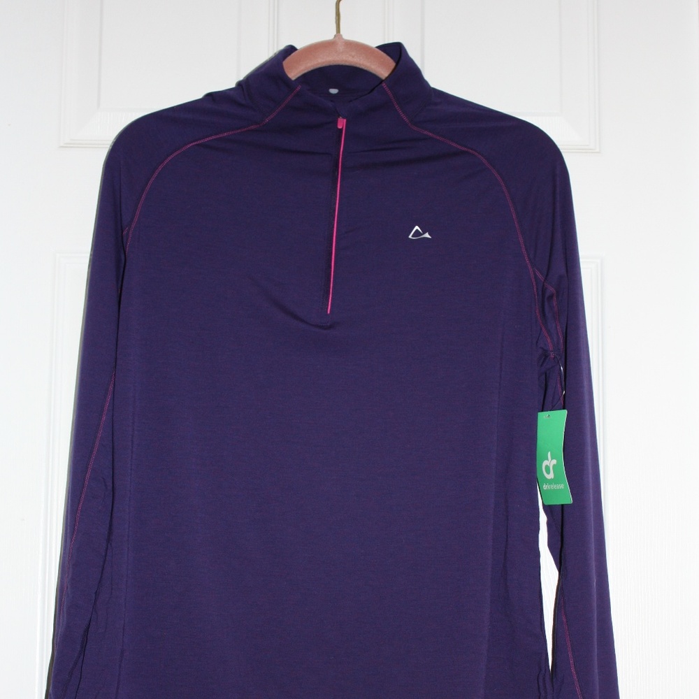 Sport shirt, dries 4x faster. Purple